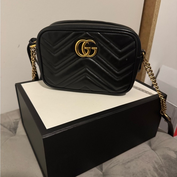 GG Marmont Mini Camera Bag - Picture 1 of 7